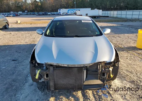 2011 Hyundai Sonata Se z USA, uszkodzony, nr VIN 5NPEC4AB6BH221838